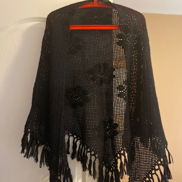 Shawl - Picture 1 of 5